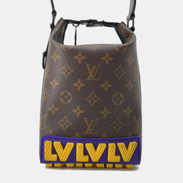 Louis Vuitton: Коричневая сумка 