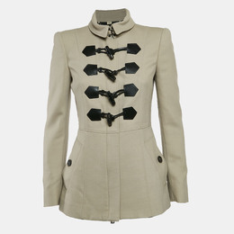 Burberry: Бежевая куртка 
