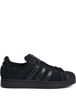 adidas: Чёрные кроссовки  Superstar