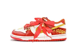 Nike: Красные кроссовки  Dunk