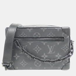 Louis Vuitton: Чёрная сумка 