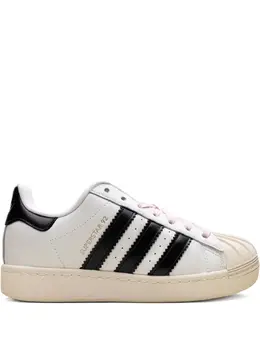 adidas: Белые кроссовки  Superstar