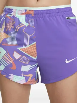 Nike: Фиолетовые шорты  Dri FIT