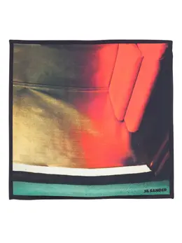 Jil Sander: Яркий шарф 
