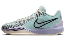 Nike: Серебристые кроссовки 