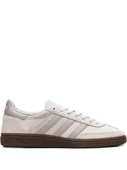 adidas: Светлые кроссовки  Handball Spezial
