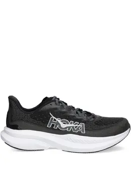 HOKA: Чёрные кроссовки 
