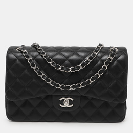 Chanel: Чёрная сумка 