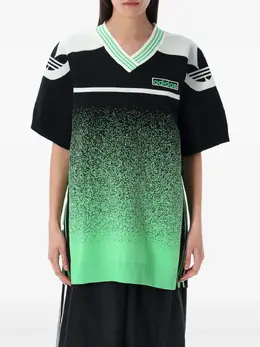 adidas: Чёрная футболка 