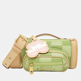 Louis Vuitton: Зелёная сумка 