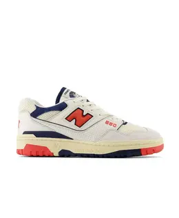 New Balance: Белые кроссовки  550