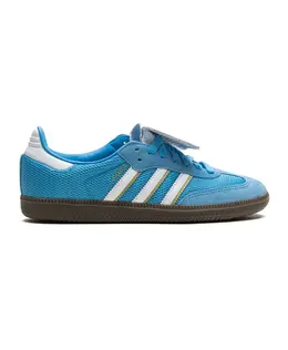 Adidas: Синие кроссовки 