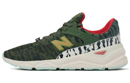 New Balance: Зелёные кроссовки 