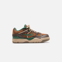 Nike: Коричневые кроссовки  Air Force