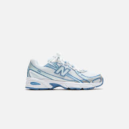 New Balance: Голубые кроссовки 