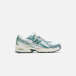 New Balance: Белые кроссовки 
