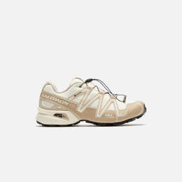 Salomon: Белые кроссовки 