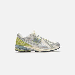 New Balance: Зелёные кроссовки  1906R