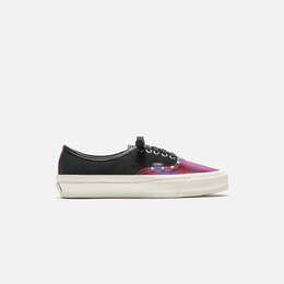 Vans: Кроссовки  Authentic