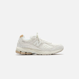 New Balance: Кроссовки  2002R