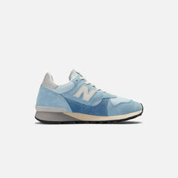 New Balance: Голубые кроссовки 