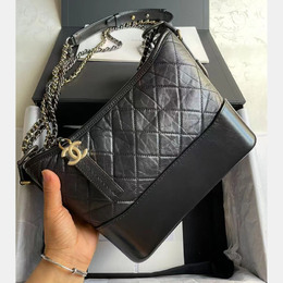 Chanel: Чёрная сумка 