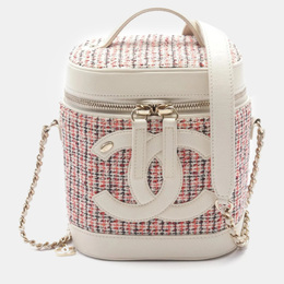 Chanel: Белая сумка 