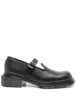 Dr. Martens: Чёрные туфли 