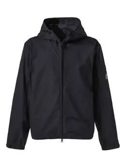 Moncler: Чёрная куртка 