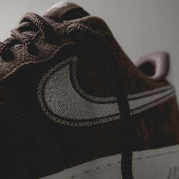 Nike: Коричневые кроссовки  Air Force 1