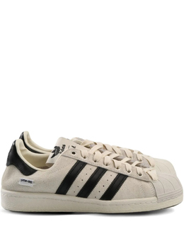 Adidas: Белые кроссовки  Superstar