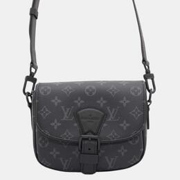 Louis Vuitton: Чёрная сумка 