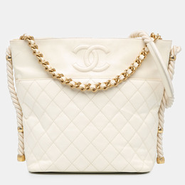 Chanel: Белая сумка 