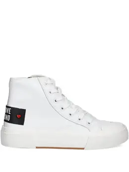 Love Moschino: Белые кроссовки 
