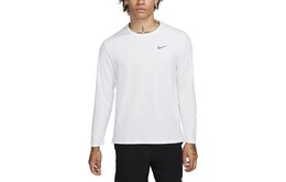 Nike: Белая футболка 