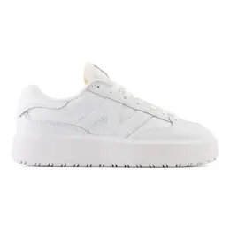 New Balance: Белые кроссовки 