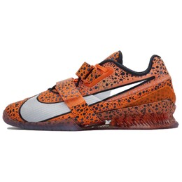 Nike: Оранжевые кроссовки  Training