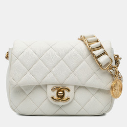Chanel: Белая сумка 