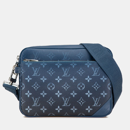 Louis Vuitton: Голубая сумка 