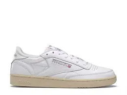 Reebok: Белые кроссовки  Club C 85