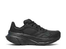 Saucony: Чёрные кроссовки 