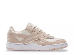 Reebok: Светлые кроссовки 