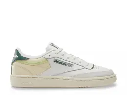 Reebok: Белые кроссовки  Club C 85