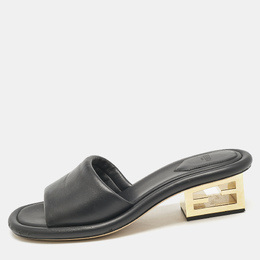 Fendi: Чёрные сандалии  Baguette