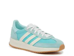 Adidas: Светлые кроссовки 
