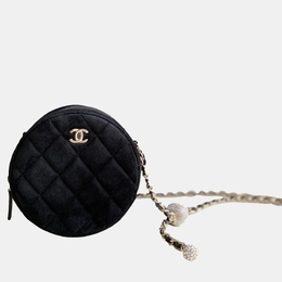 Chanel: Чёрная сумка 