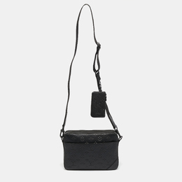 Louis Vuitton: Чёрная сумка 