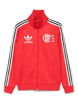 adidas: Красная куртка 