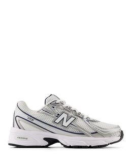 New Balance: Серебристые кроссовки 