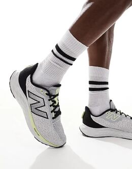 New Balance: Серые кроссовки  Arishi